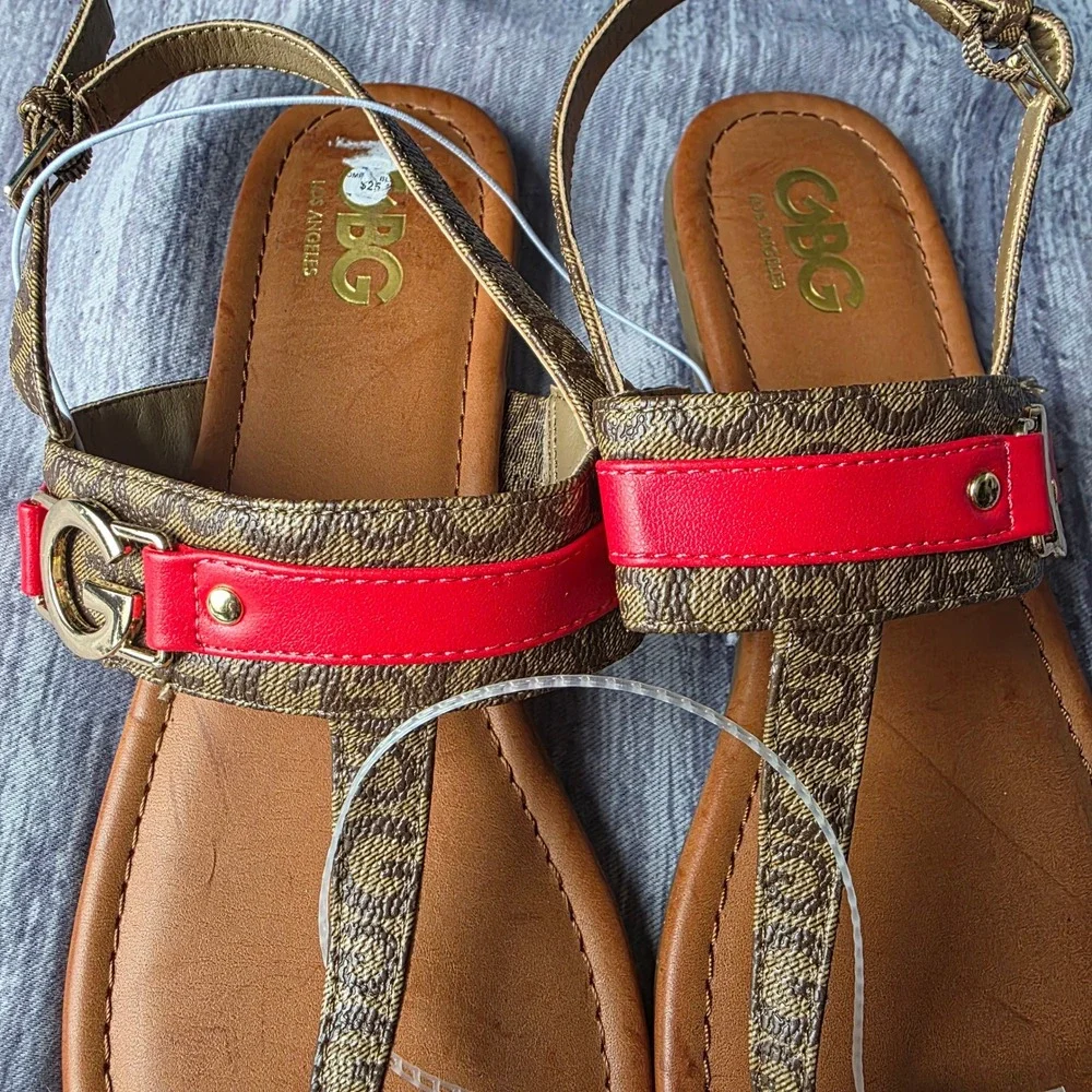 GBG‎ Los Angeles Women's Gold Tan Monogram Red Accent Thong Sandals Size 11M